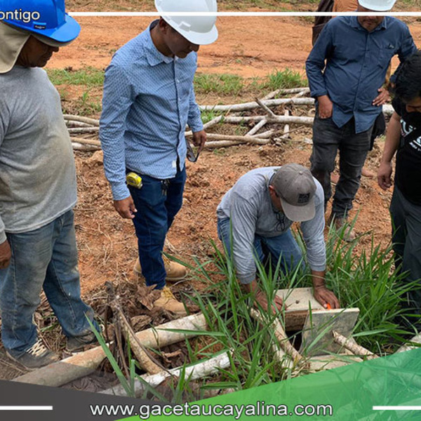 El alcalde de Yurúa supervisa la puesta en marcha del servicio de agua y desagüe en Breu
