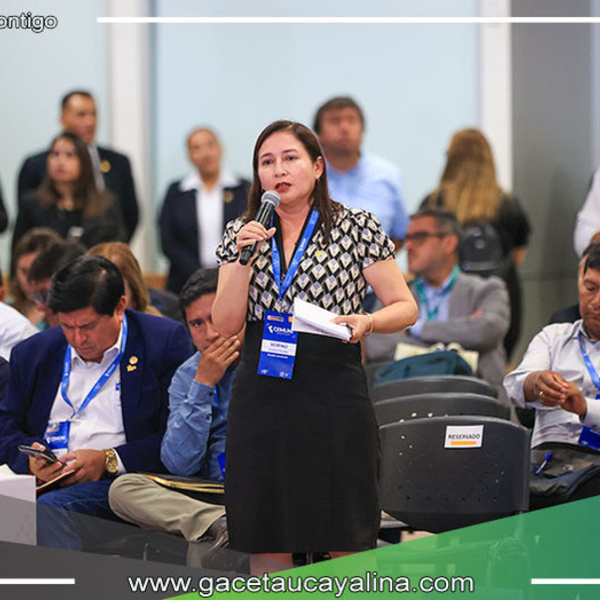 Alcaldesa Janet Castagne logró sustentar ante el gobierno central proyectos de gran impacto para la ciudad de Pucallpa
