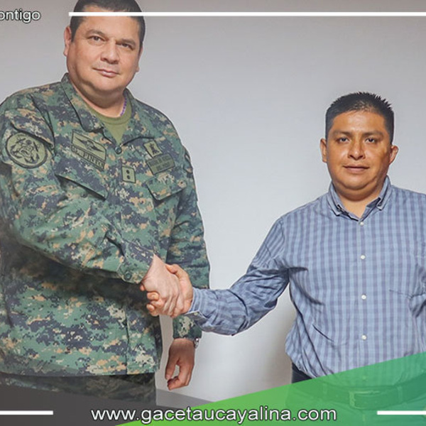 Alcalde de Sepahua y Jefe Naval planifican acciones conjuntas
