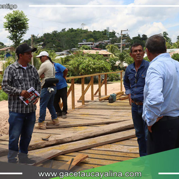 Rodolfo Lovo Tello supervisa obra de puente alterno en A.H. 8 de mayo