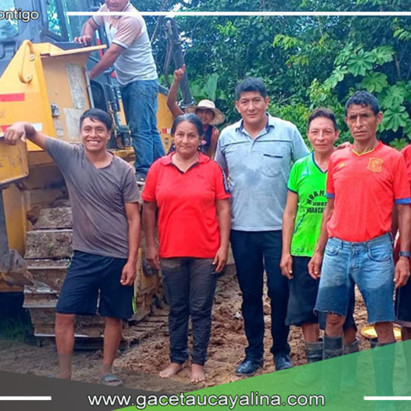 Alcalde de Irazola supervisa trabajos viales en el sector San Lorenzo