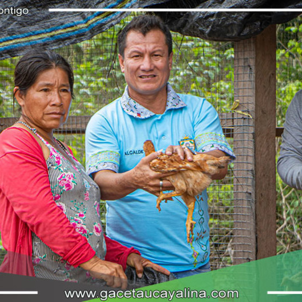 Alcalde de Tahuanía Lidera Entrega de Aves para Impulsar Economía Local y Combatir la Desnutrición