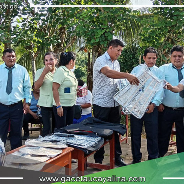 Alcalde Wilmer Saavedra Gómez Entrega Instrumentos Musicales a Escuela de San Juan Bautista