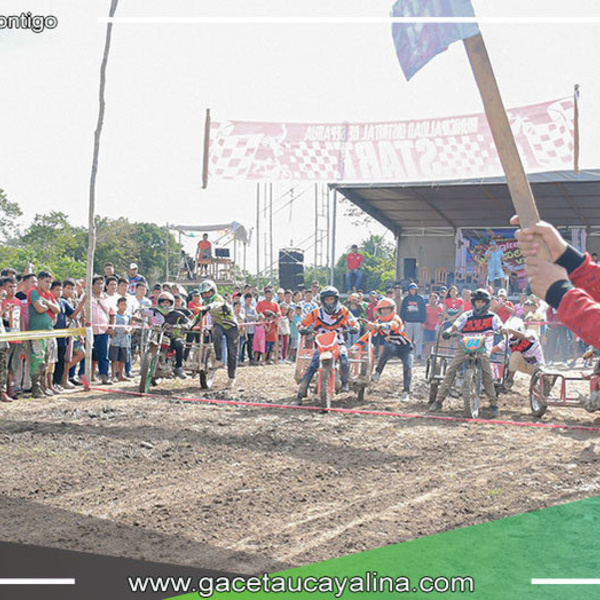 Sepahua vibra con la emocionante Carrera de Motokar Cross