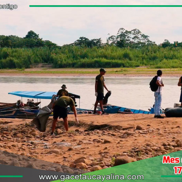 EDUCCA lidera la limpieza de puertos en Atalaya con apoyo de la Marina de Guerra del Perú