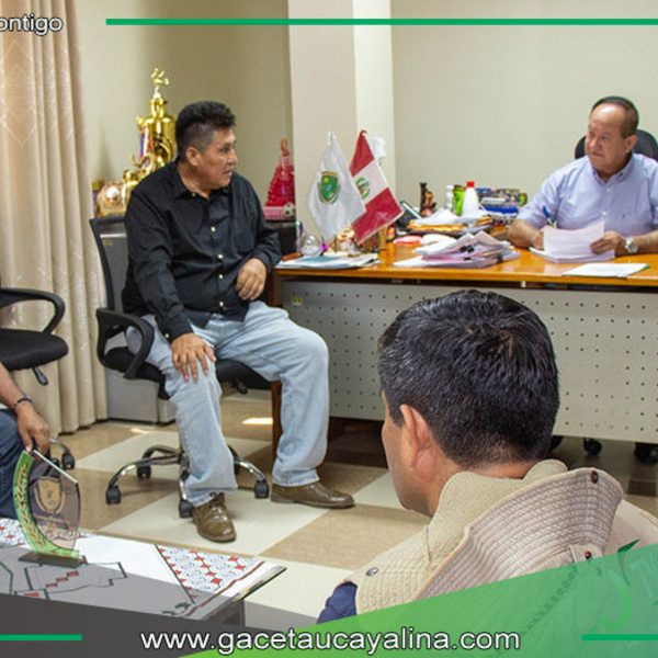 Cámara de Comercio y alcalde discuten carretera Atalaya-Yurúa y mejoras necesarias