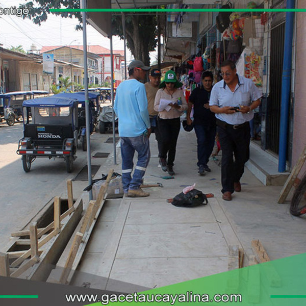 Alcalde de la provincia de Ucayali supervisa obras y conservación