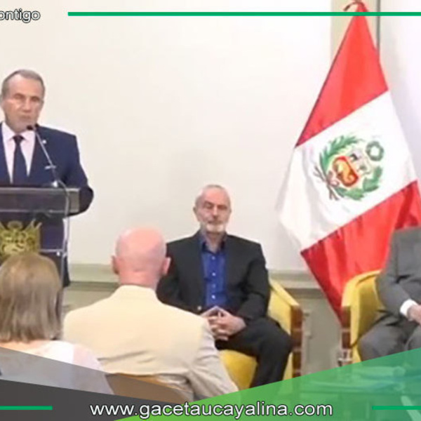  Presentan libro que analiza relaciones exteriores del Perú