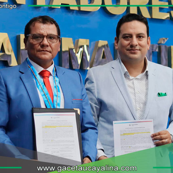 Colegio de Periodistas de Ucayali firma convenio con el Grupo EDUCA EDTECH