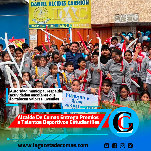 Alcalde de Comas entrega premios a talentos deportivos estudiantiles