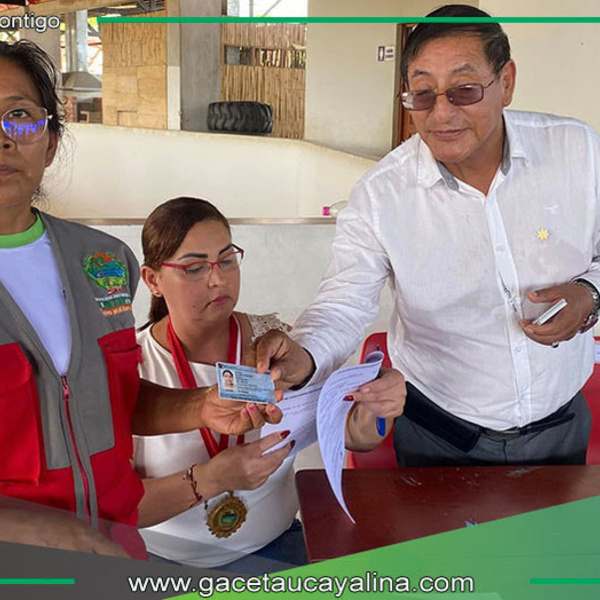 Municipalidad entrega carnés del CONADIS para personas con discapacidad en Contamana